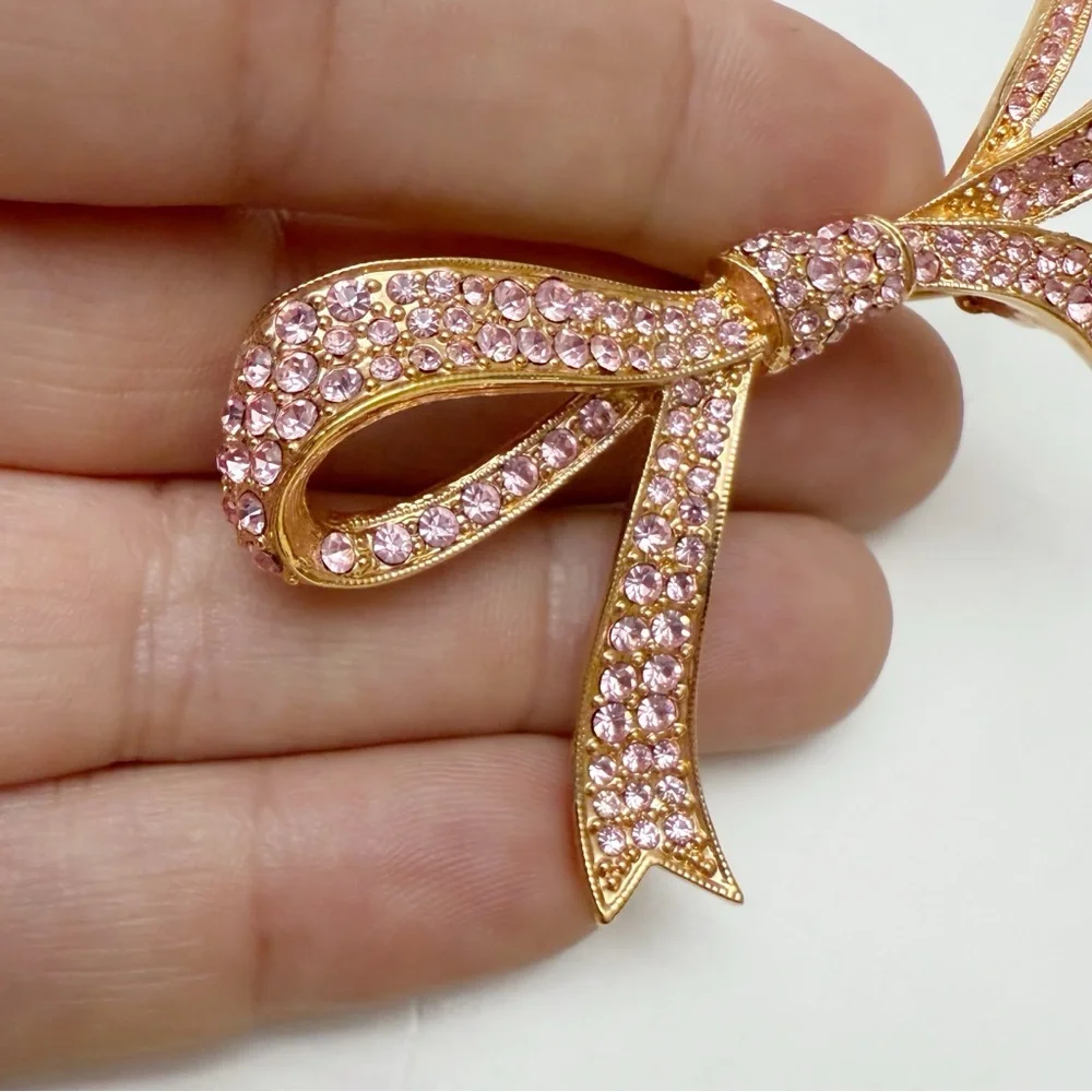 Kenneth Jay Lane KJL Pink Rhinestone Ribbon Bow Goldtone Brooch Pin